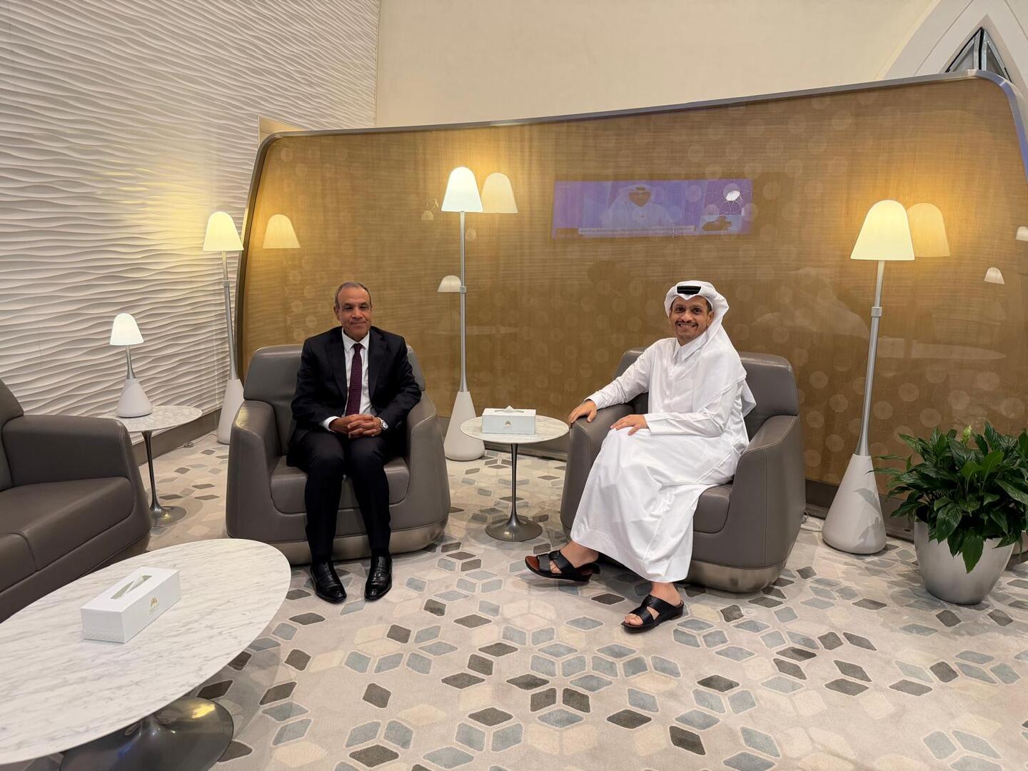 مصر وقطر تتفقان على خفض التصعيد العسكري الإقليمي