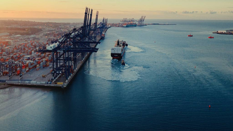 هجوم بمسيرات على ميناء الشويخ الكويتي واضرار مادية