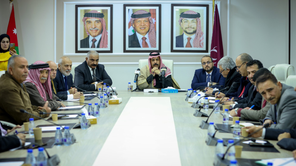 الاردن يوقف مجموعات واتساب للنقل غير المرخص