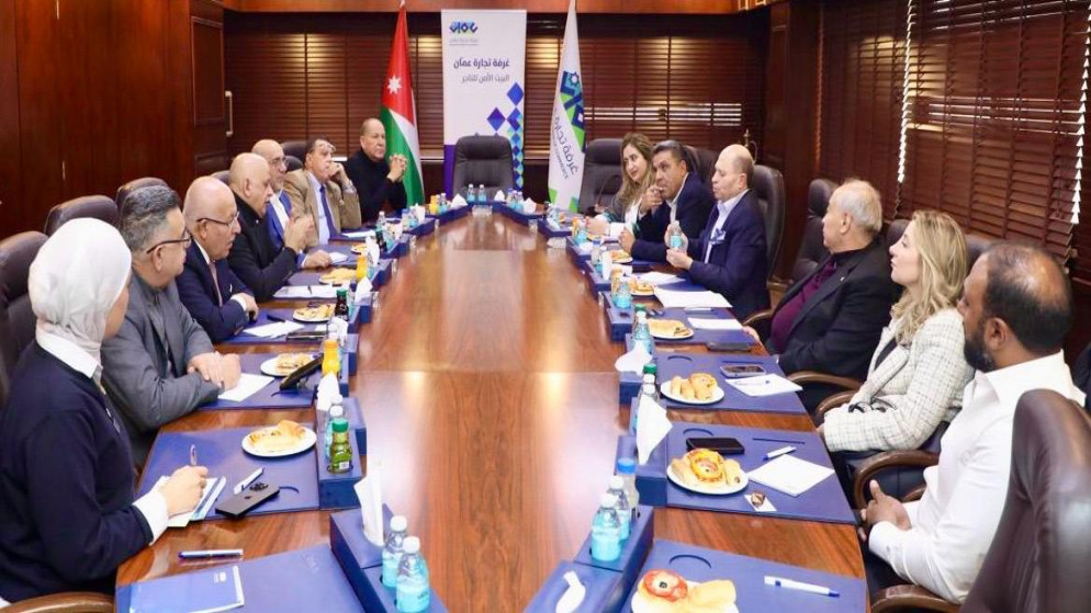 غرفة تجارة عمان والجمعية السياحية تبحثان تحديات القطاع السياحي