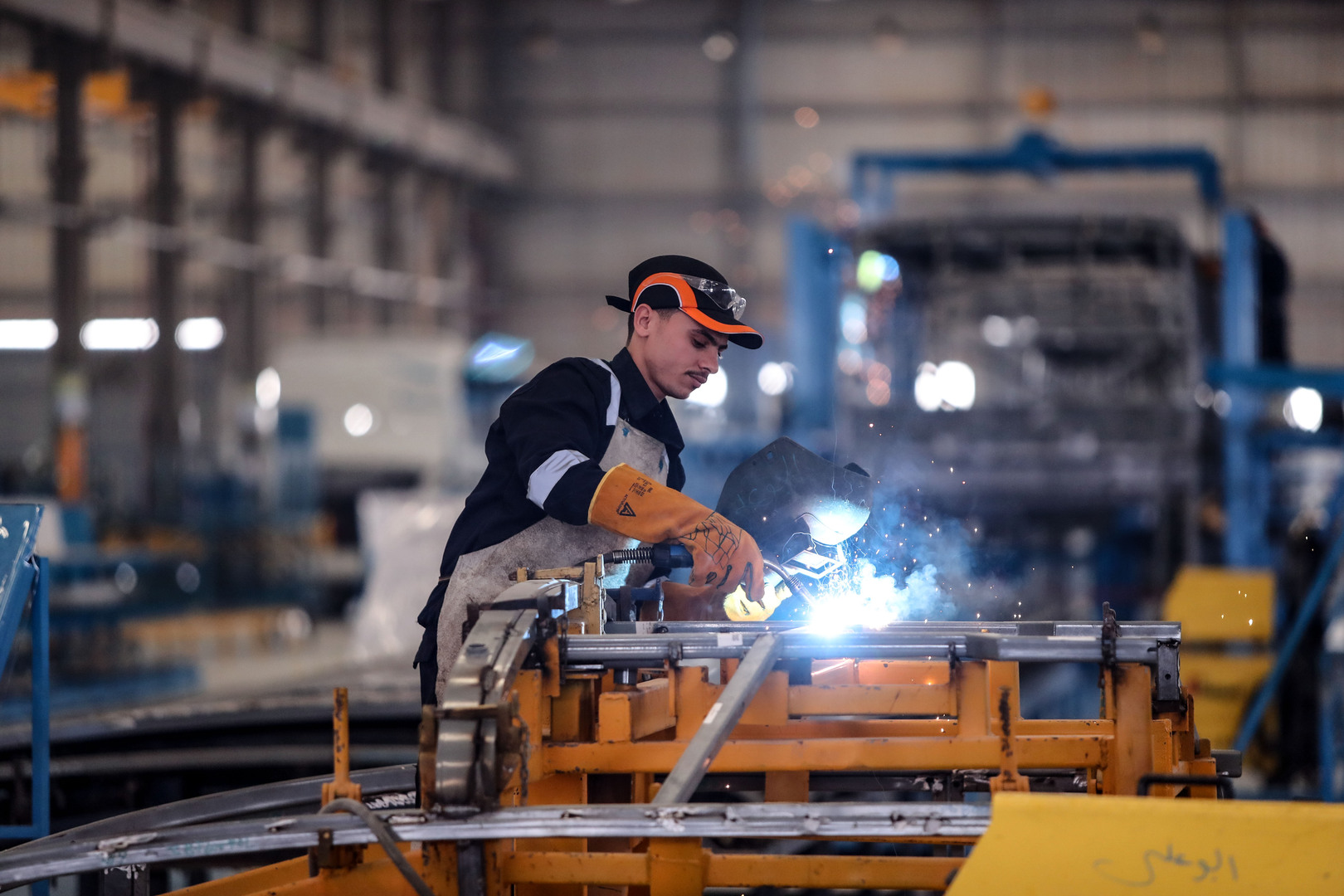 السعودية: انخفاض بطالة السعوديات يحسن المؤشر العام