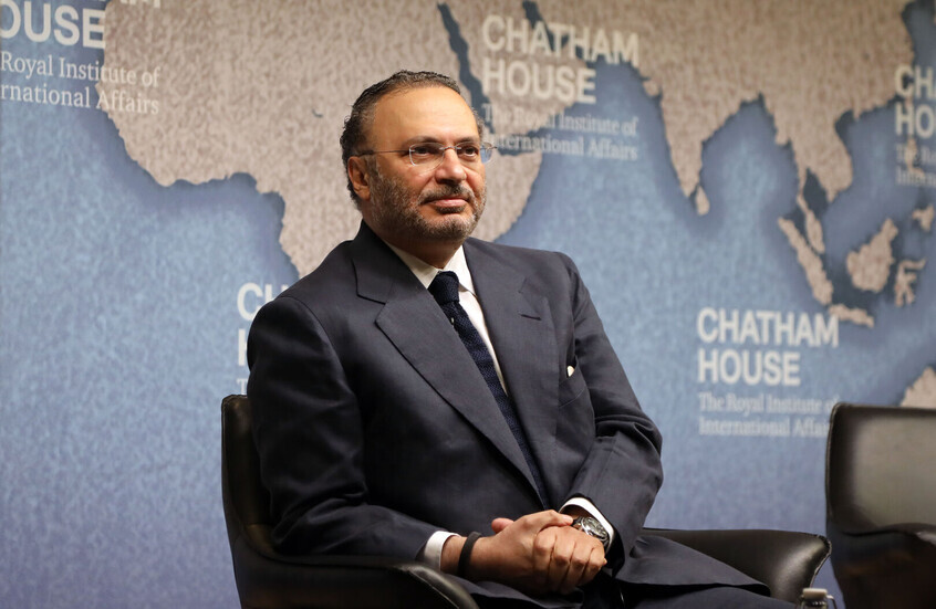 قرقاش: النظام الإيراني يحول ساحل الخليج إلى منصة للعدوان