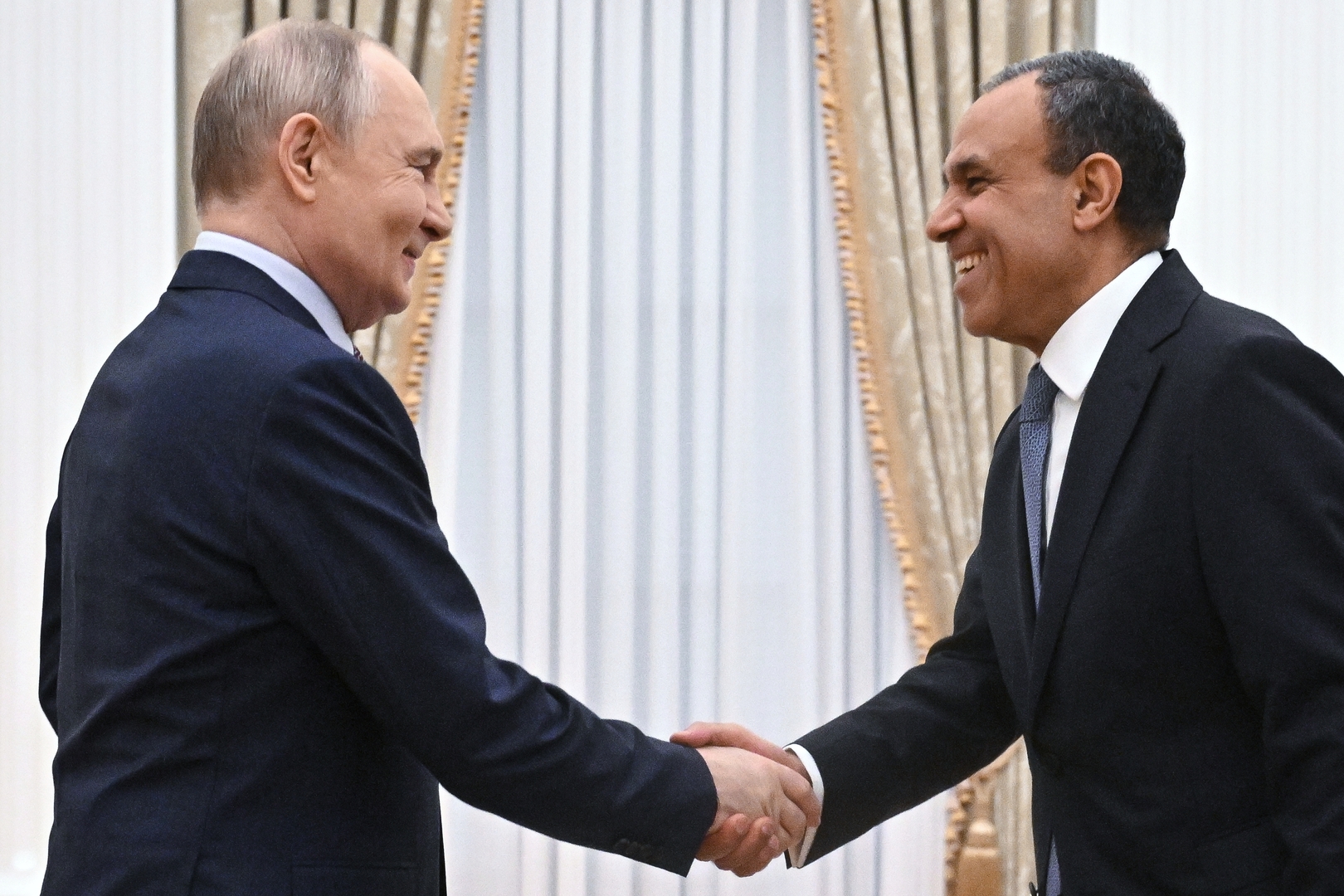 بوتين يؤكد لمصر استعداد روسيا لإنهاء الصراع في الشرق الأوسط