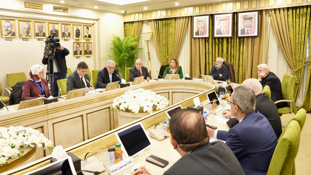 الاردن: وزير النقل يؤكد دعم القطاع لمواجهة تداعيات الازمات