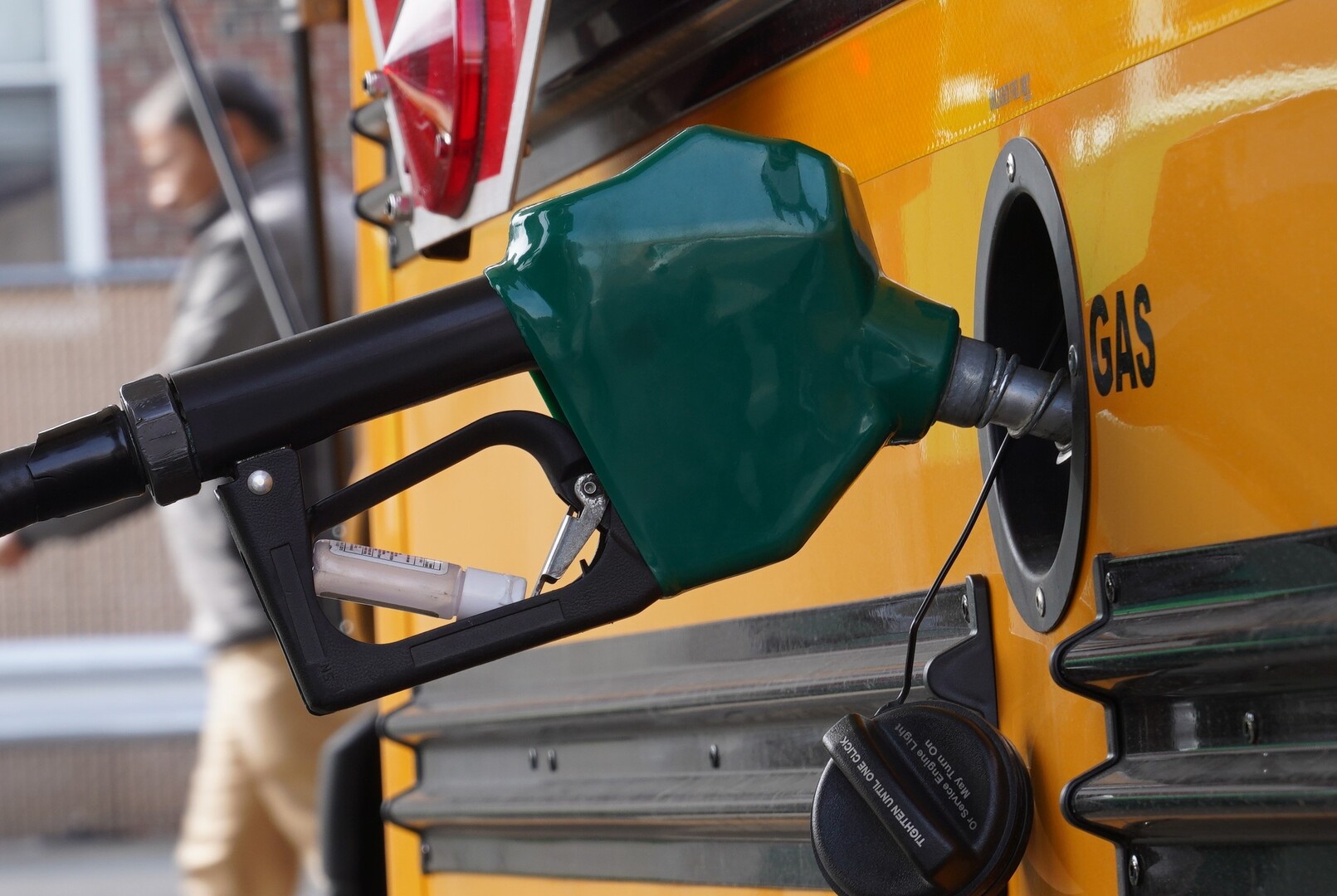 روسيا تمدد حظر تصدير البنزين حتى 2026 للحفاظ على استقرار السوق