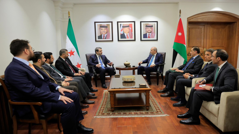 الصفدي والشيباني يؤكدان توسيع التعاون بين الاردن وسوريا
