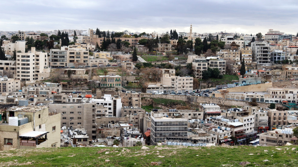 الارصاد الجوية تتوقع طقسا باردا وزخات مطرية في مناطق بالمملكة