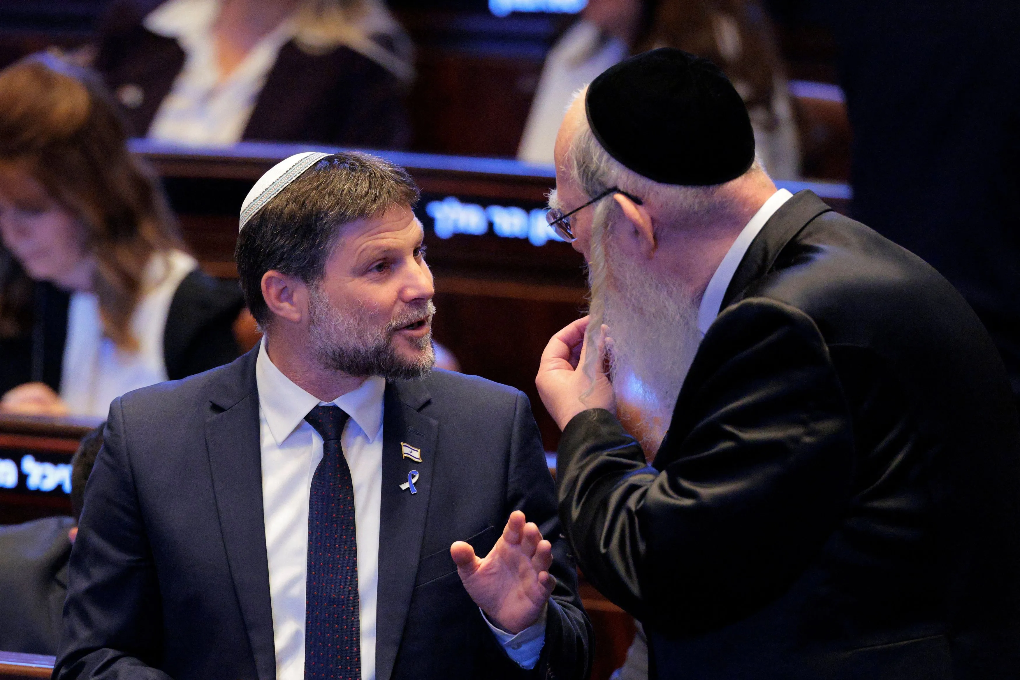 اتهامات بتمرير مخصصات مالية مشبوهة في موازنة اسرائيل