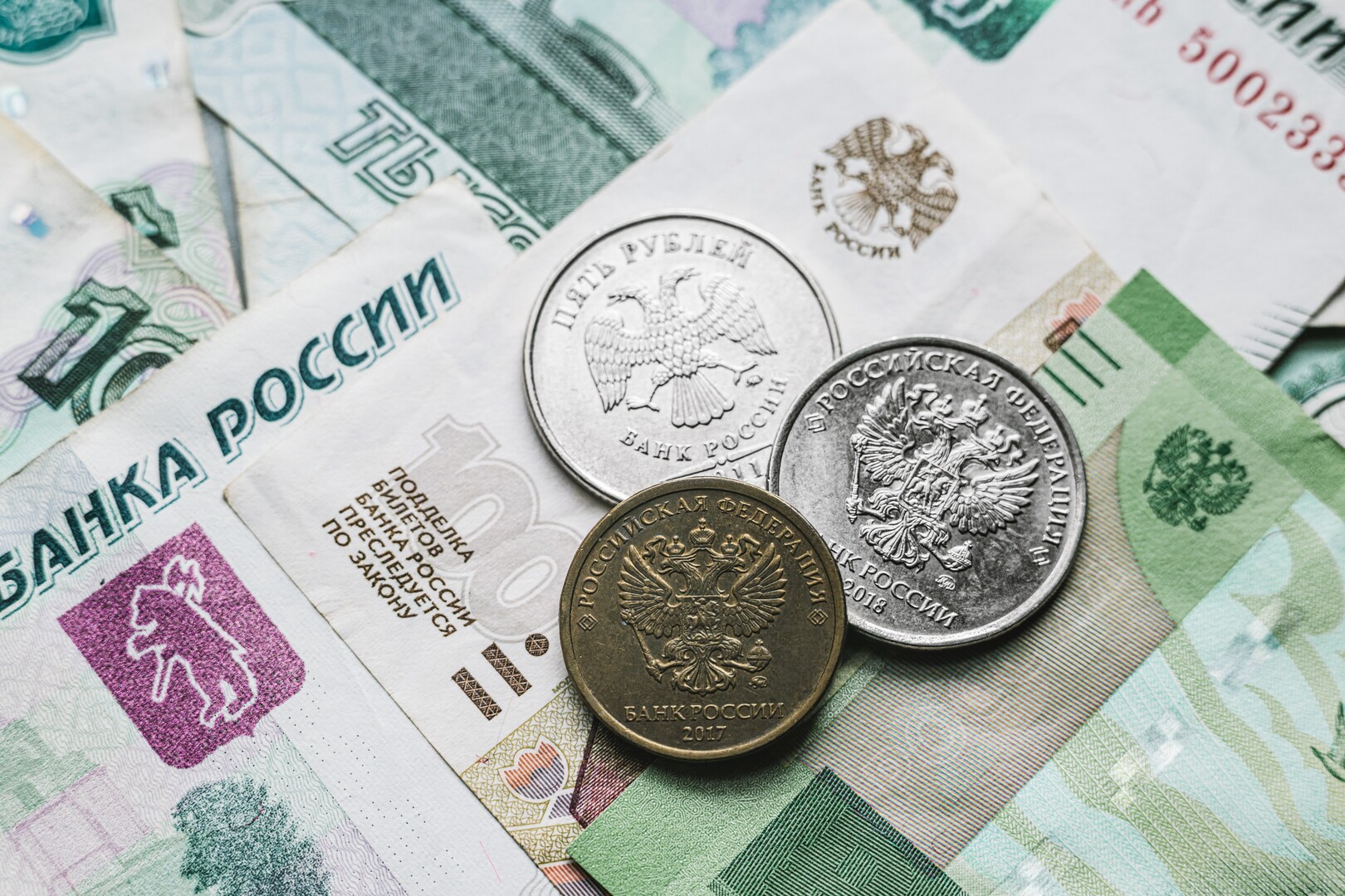 توقعات بخفض سعر الفائدة الرئيسي في روسيا وسط تزايد التضخم