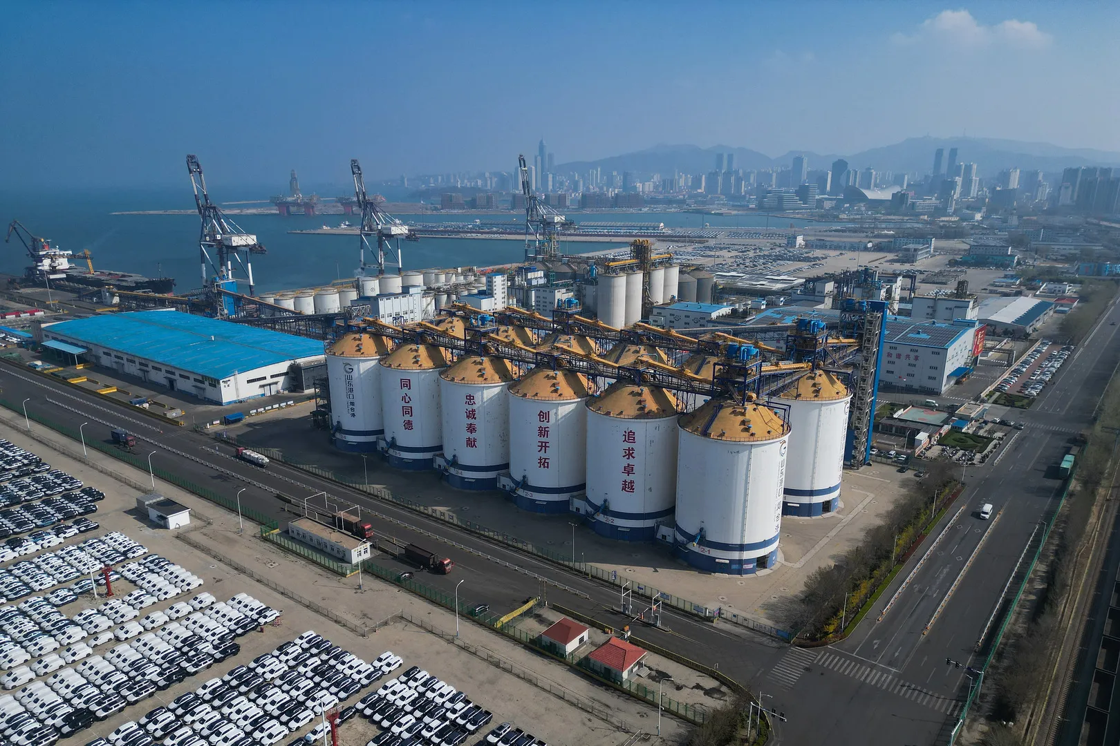 استراتيجية الدول في استخدام مخزونات النفط لمواجهة الأزمات