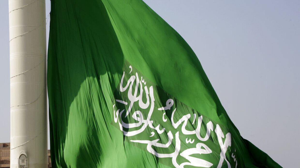 السعودية تدين الاعتداءات الإيرانية على الكويت وتؤكد دعمها للسيادة