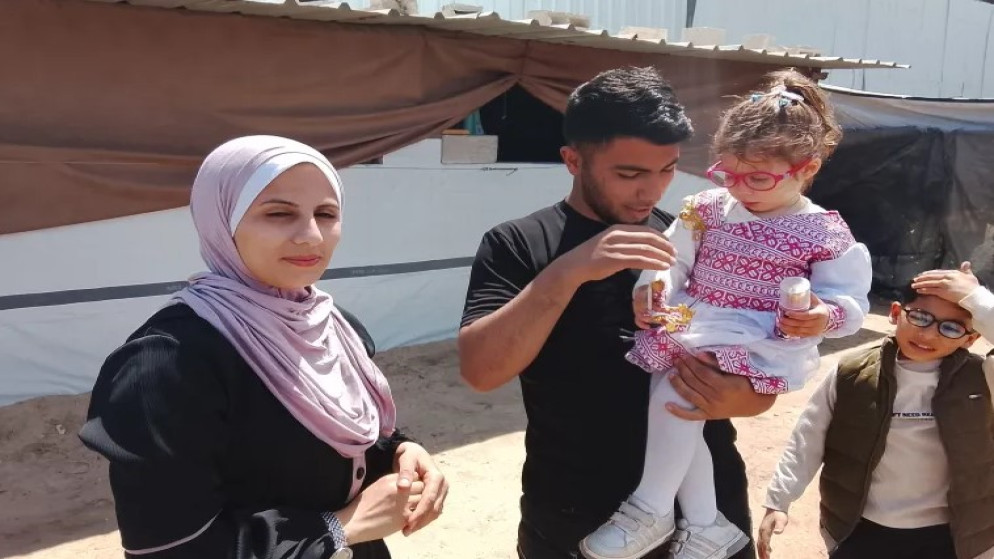 أم فلسطينية تستعيد ابنتها بعد عامين من الفراق القاسي