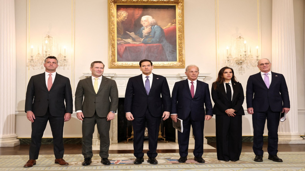 محادثات تاريخية بين لبنان وإسرائيل تسعى لتحقيق السلام