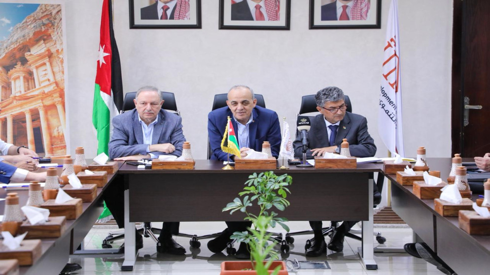 حجازين يؤكد على تطوير المنتج السياحي في البترا لتعزيز مكانتها العالمية