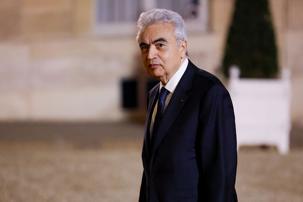 تحذيرات من تداعيات إغلاق مضيق هرمز على الاقتصاد العالمي