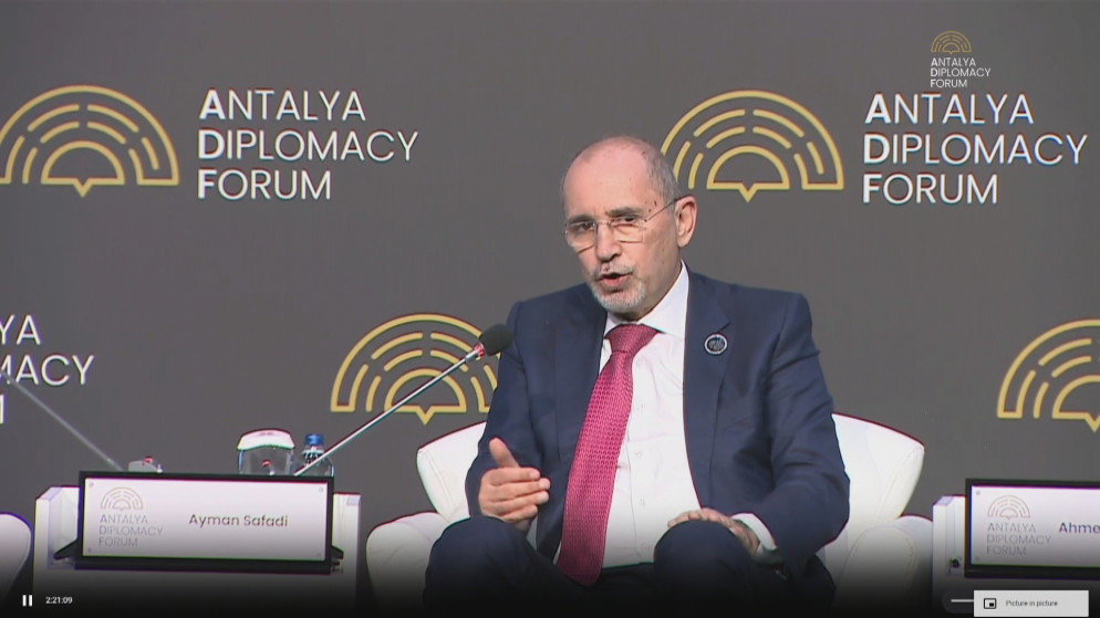 الصفدي يؤكد دعم الاردن لسيادة لبنان ويشدد على ضرورة السلام في المنطقة