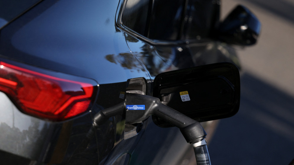 ارتفاع مبيعات السيارات الكهربائية في اوروبا بسبب ارتفاع أسعار البنزين