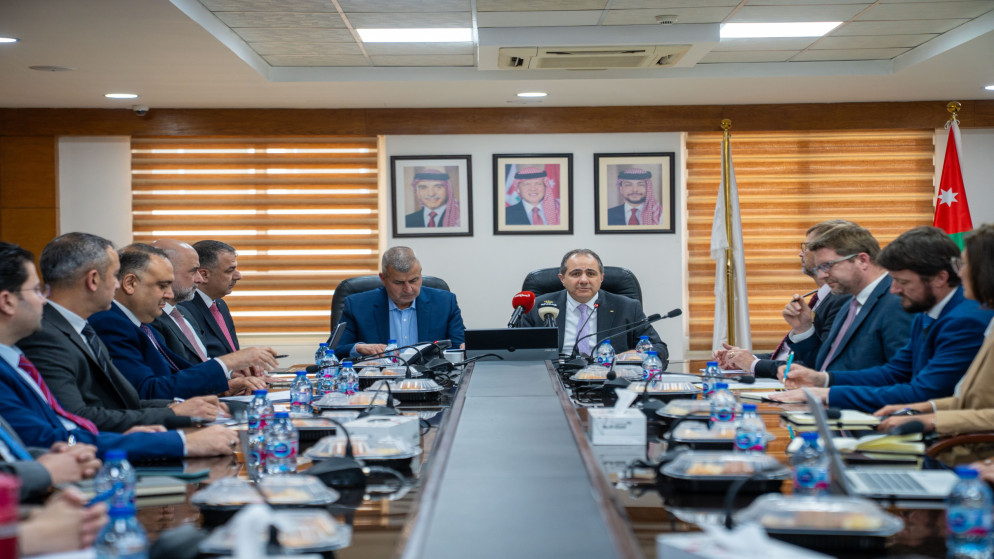 انطلاق دراسة جدوى مشروع تخزين الطاقة الكهربائية في وادي الموجب بالأردن