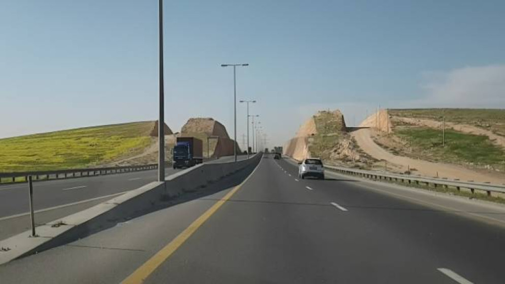 وزارة الأشغال تبدأ صيانة شارع الـ100 لتحسين البنية التحتية في الأردن