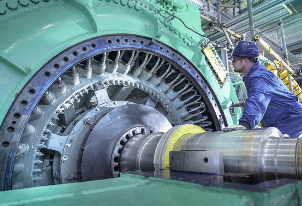 انفجار يضرب محطة كهرباء في بوخارست مع تحذيرات من آثار طويلة الأمد