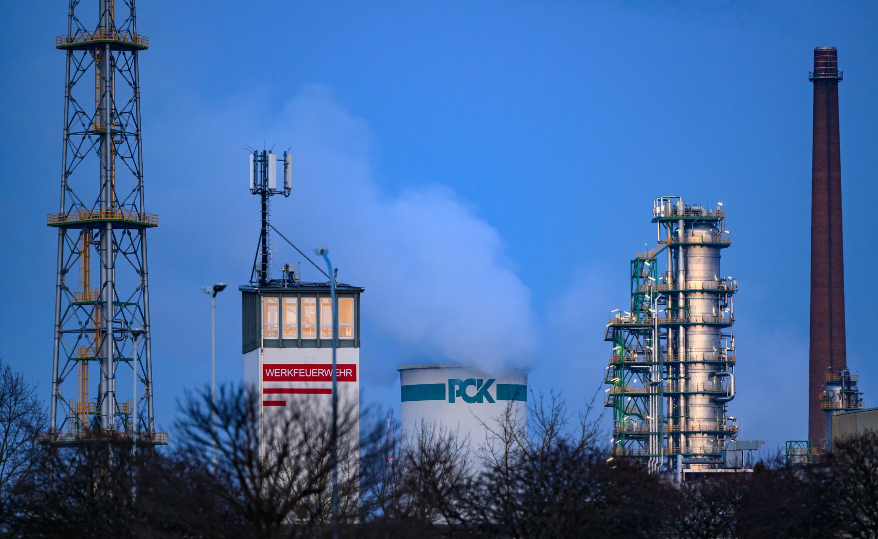 سريلانكا تتجه لسداد ثمن النفط الروسي باليوان الصيني