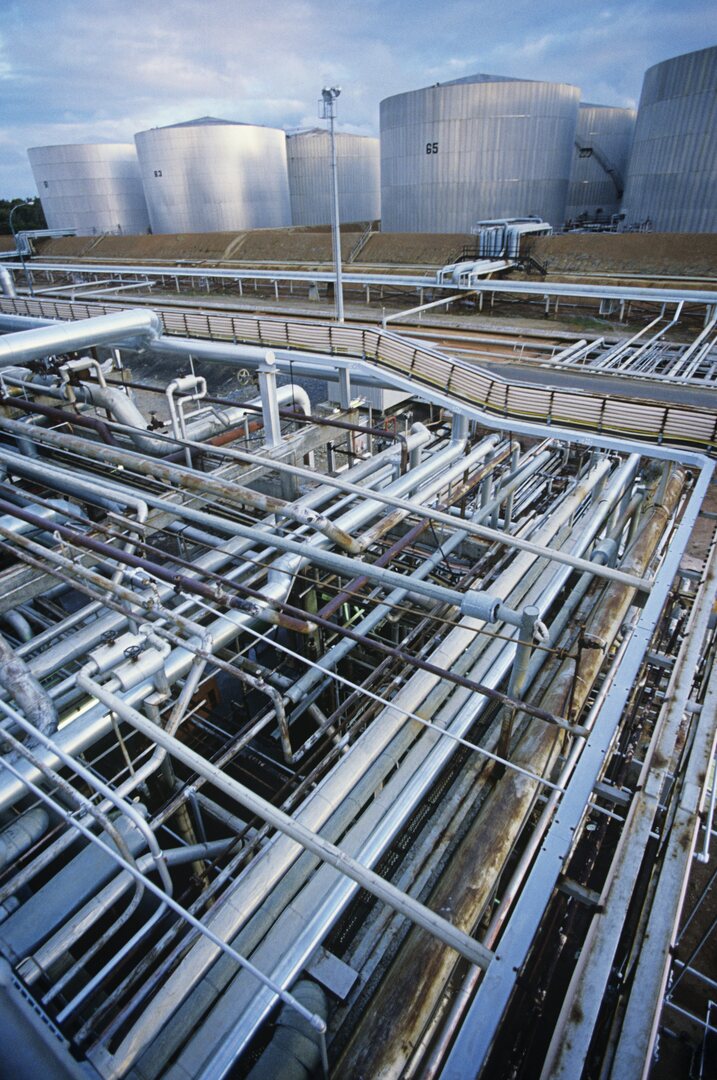 السعودية تسجل انخفاضا في حصة النفط بالصادرات وتحقق فائض تجاري ملحوظ