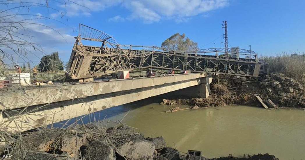 تدمير جسر القاسمية في لبنان يشكل جريمة حرب