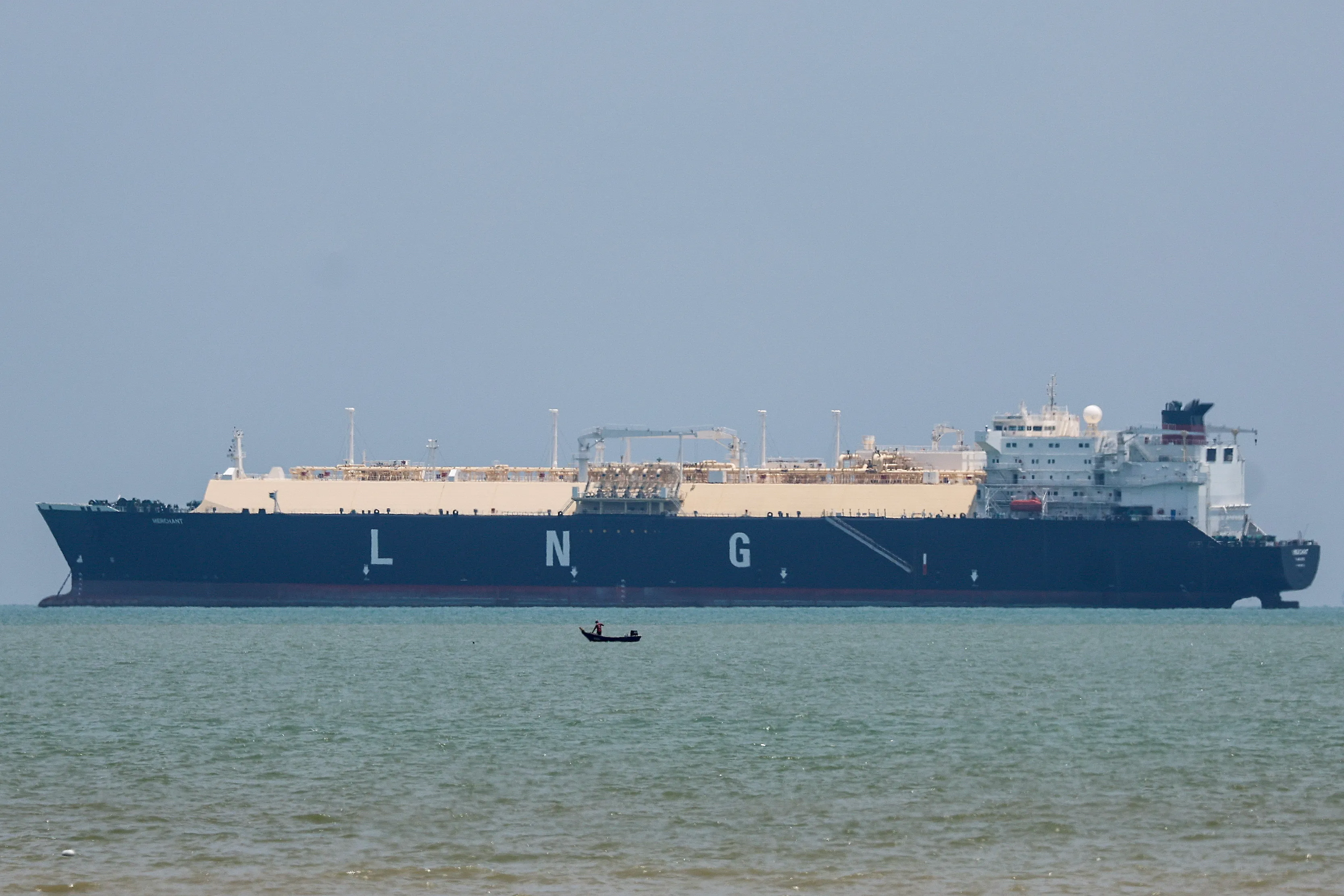 مضيق ملقا تحت المجهر كبديل حيوي لتجارة الطاقة العالمية