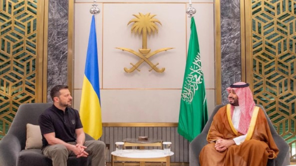 زيلينسكي يلتقي بن سلمان في زيارة جديدة للسعودية