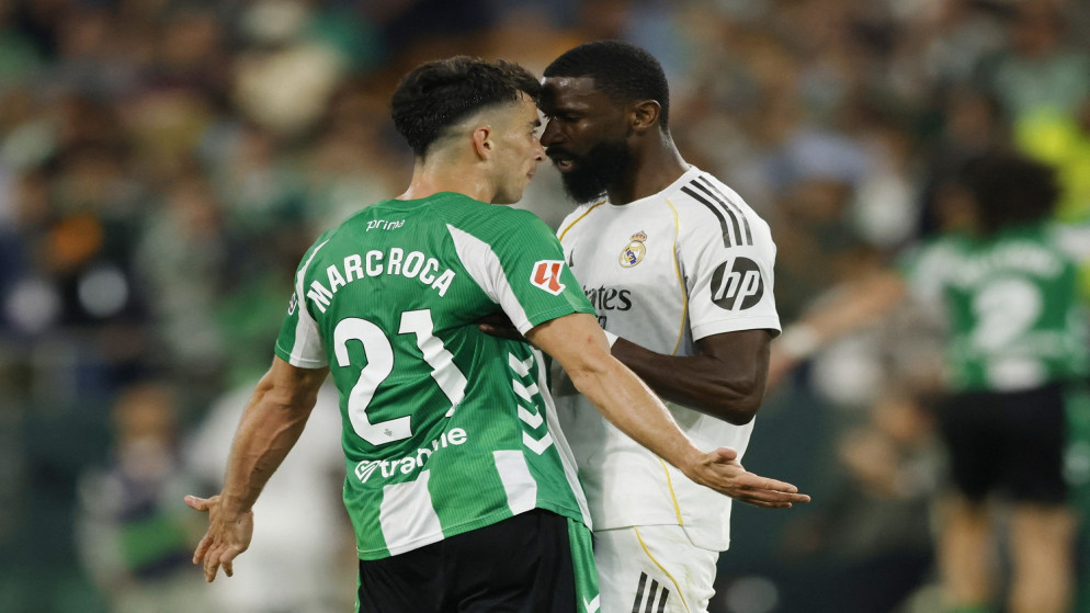 بيتيس يحقق التعادل مع ريال مدريد ويعقد سباق اللقب