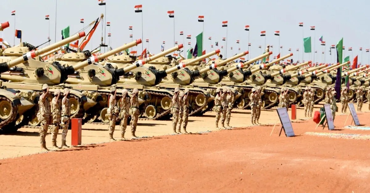 رد قوي من كويتي بارز على مغالطات عماد الدين أديب بشأن الجيش المصري