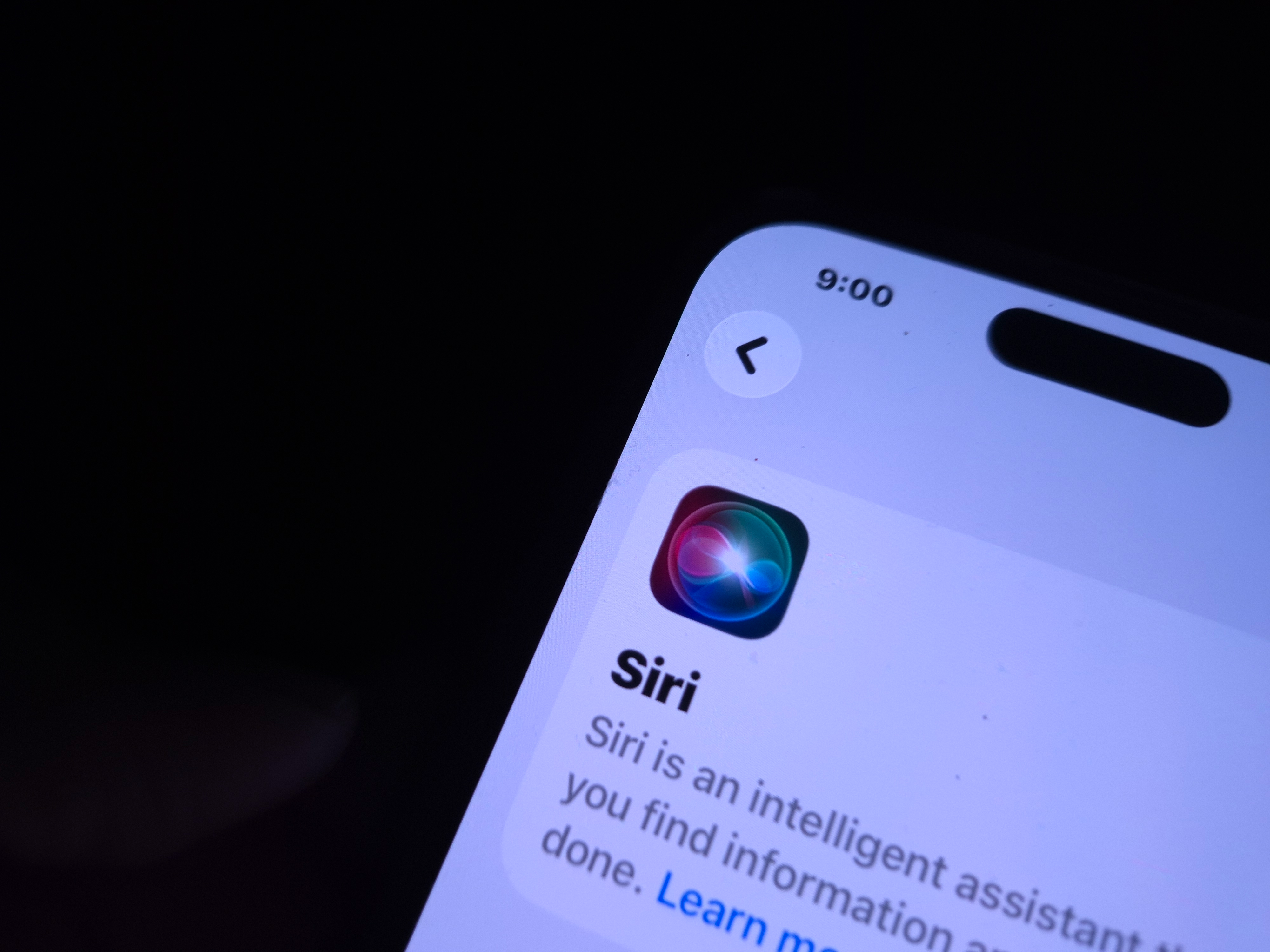 آبل وغوغل تتعاونان لإحداث ثورة في سيري بذكاء اصطناعي متقدم