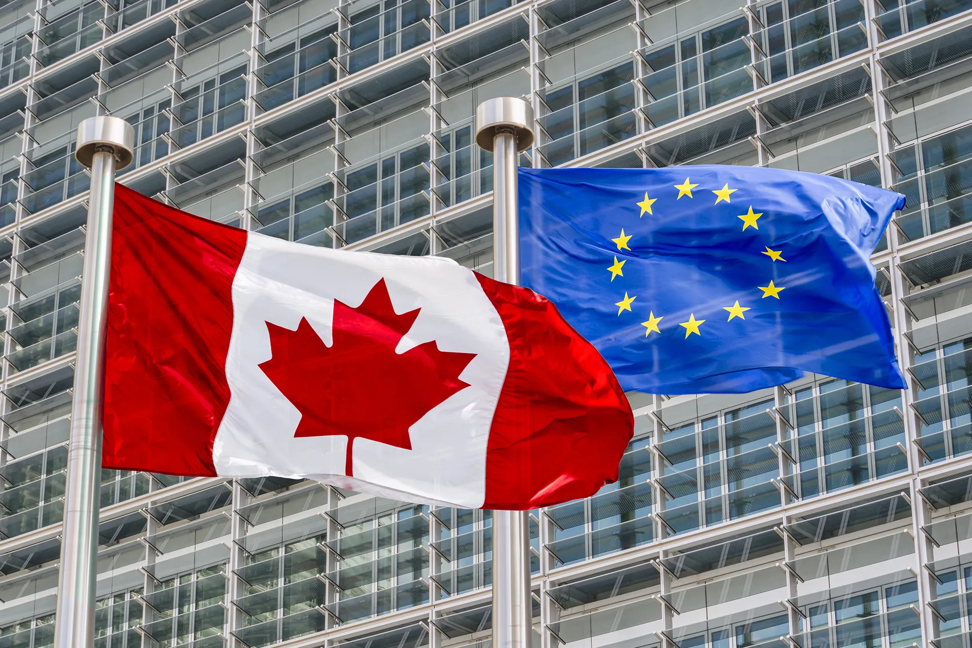 كندا شريك استراتيجي لأوروبا في ظل الأزمات الاقتصادية