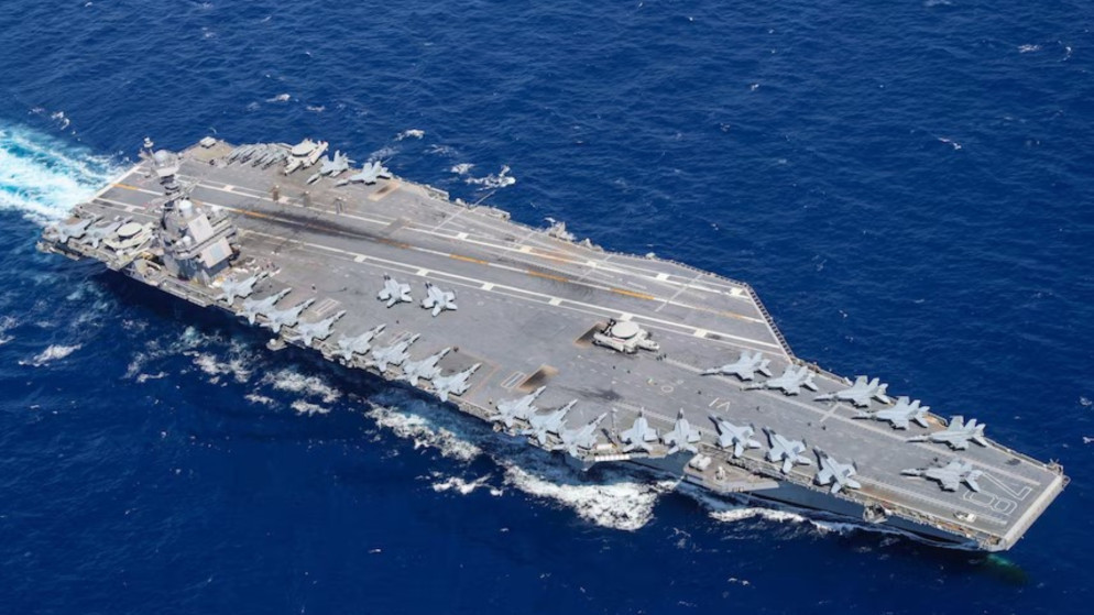 مشاة البحرية الأميركية يقتحمون سفينة تجارية في بحر العرب