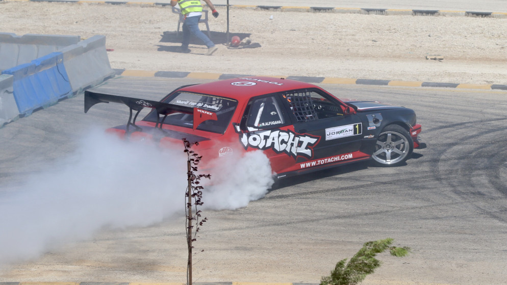 انطلاق بطولة سباقات الدرفت في البحر الميت بمشاركة 31 متسابقا