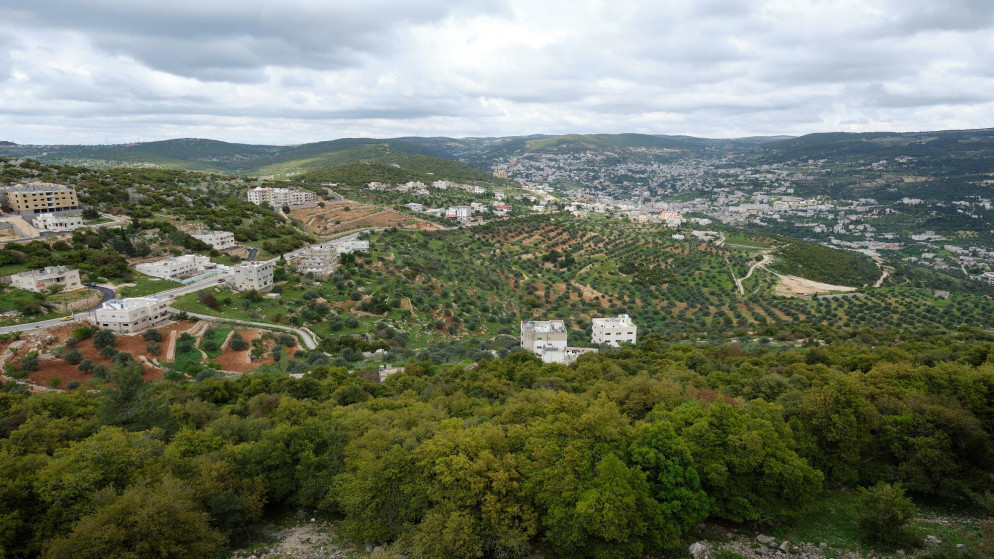 تسمم 12 طالبا في مدرسة بعجلون بسبب فاكهة ملوثة