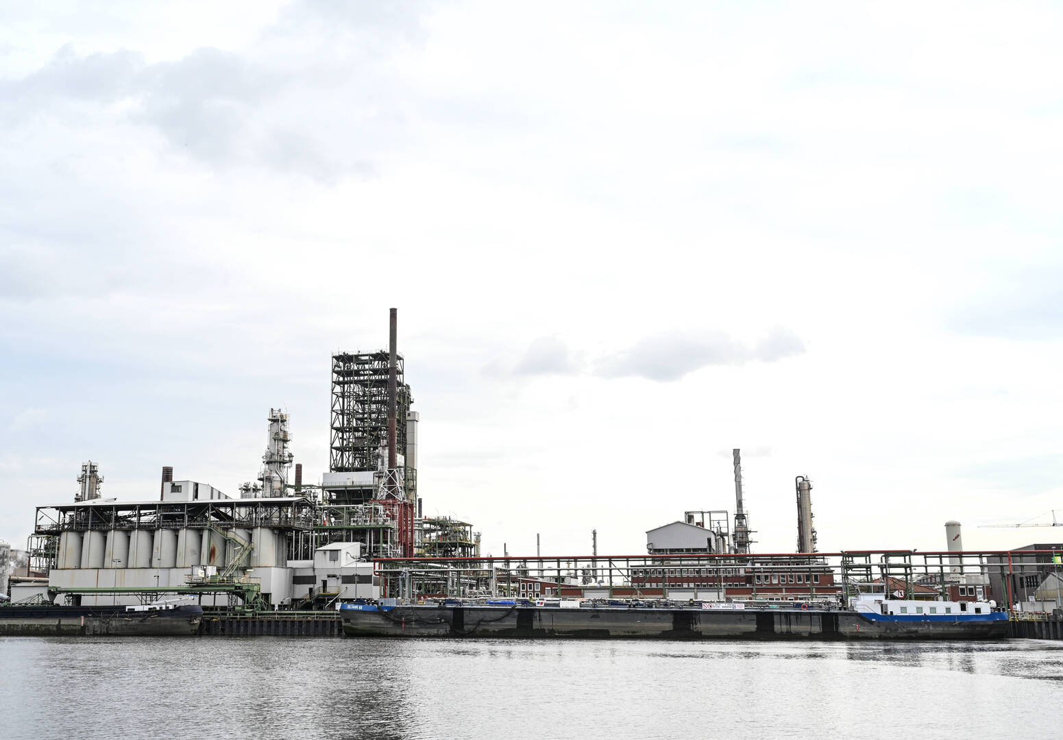 ارتفاع أسعار النفط يعزز موقف ايران وسط ضغوط امريكية