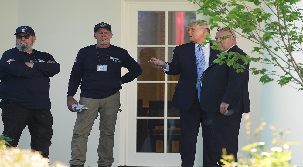 ترامب يرفض مقترح إيران لفتح مضيق هرمز وسط تصاعد التوترات