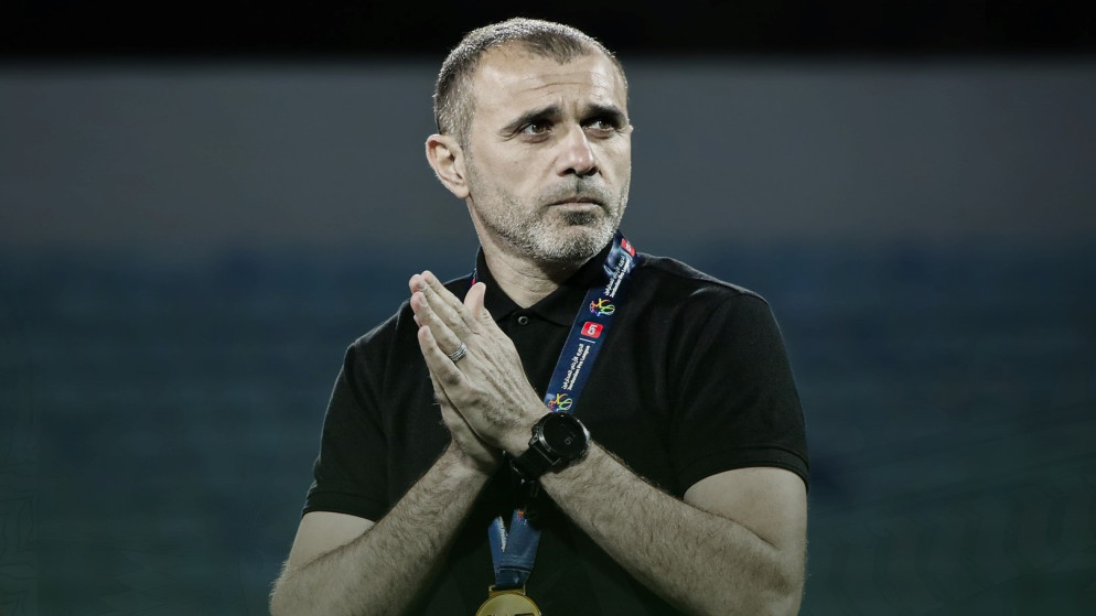 تعيين أحمد هايل مدربا لفريق الحسين لتعزيز الكفاءات الوطنية