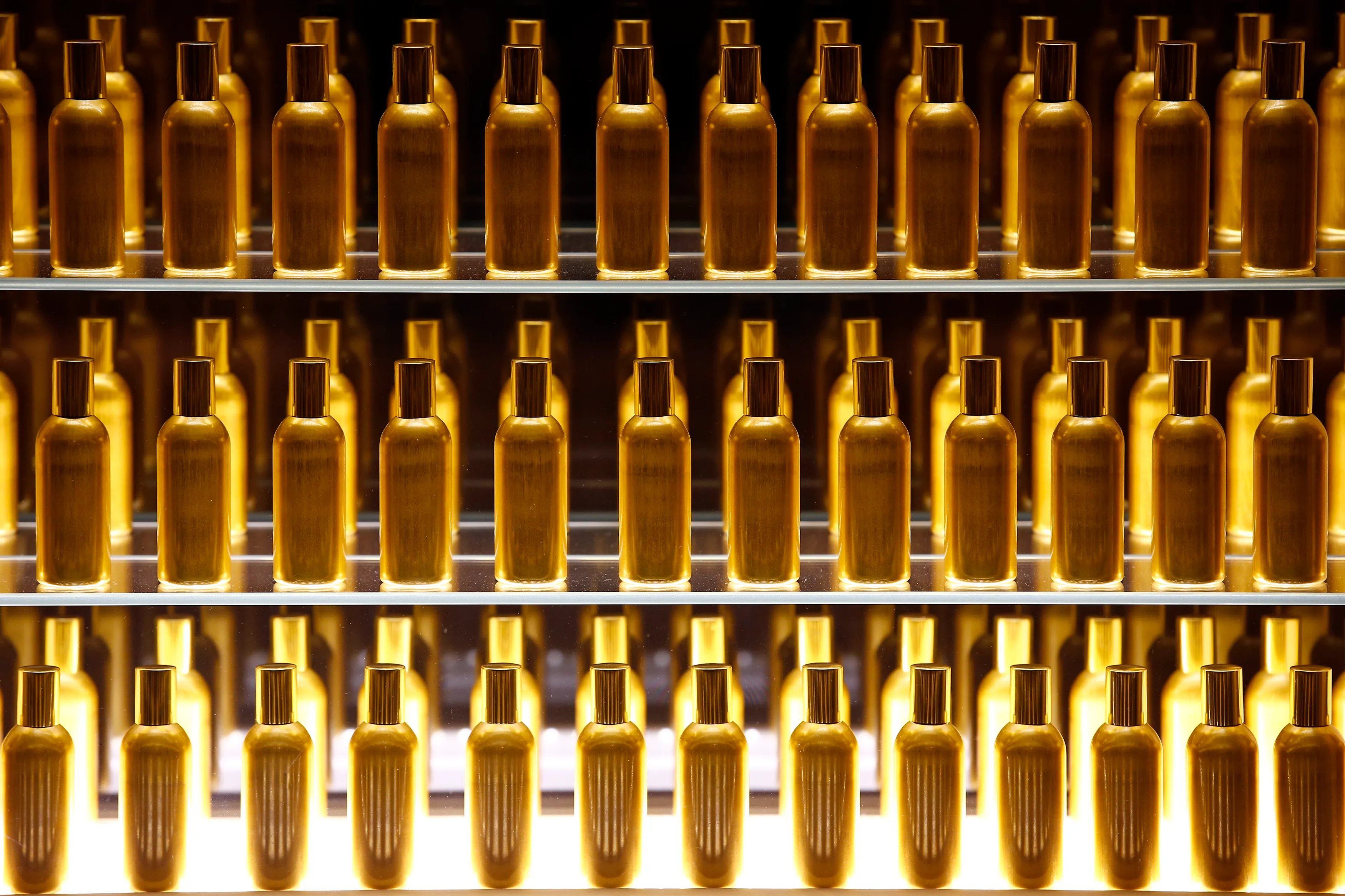 اختيار العطر المناسب يعكس الهوية الشخصية