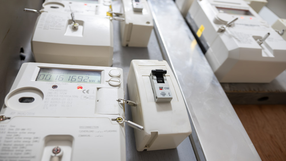 تحديد تعرفة فرق أسعار الوقود في فاتورة الكهرباء لشهر أيار بقيمة صفر