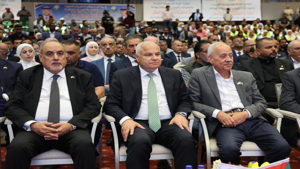 البكار يطلق البرنامج الوطني للعمل اللائق في احتفال يوم العمال