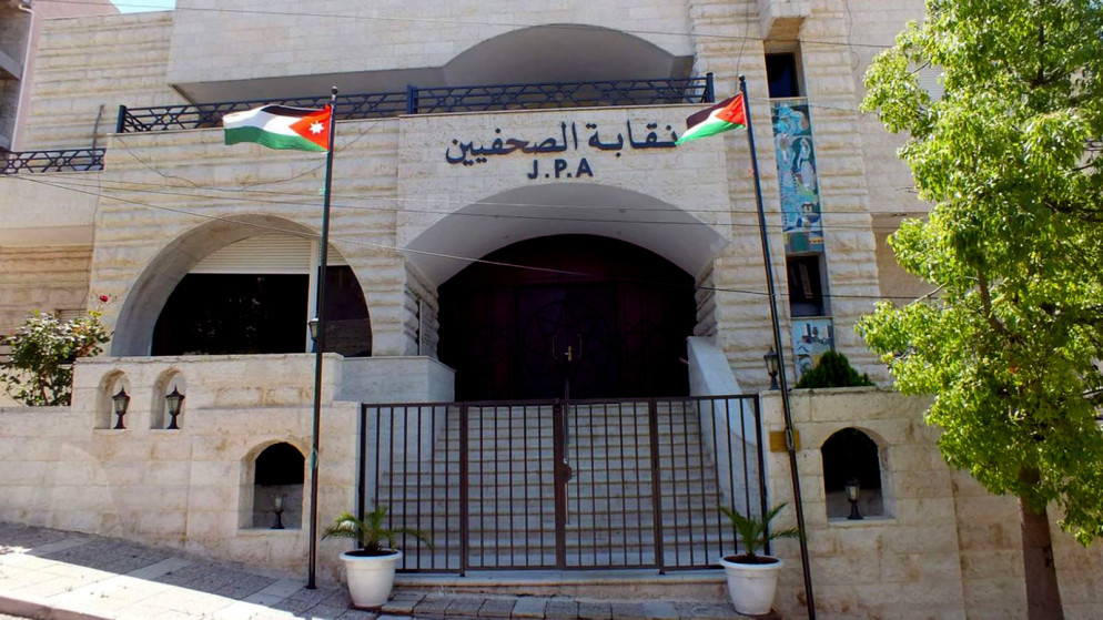 نقيب الصحفيين يؤكد ضرورة تصنيف إسرائيل في ذيل حرية الإعلام