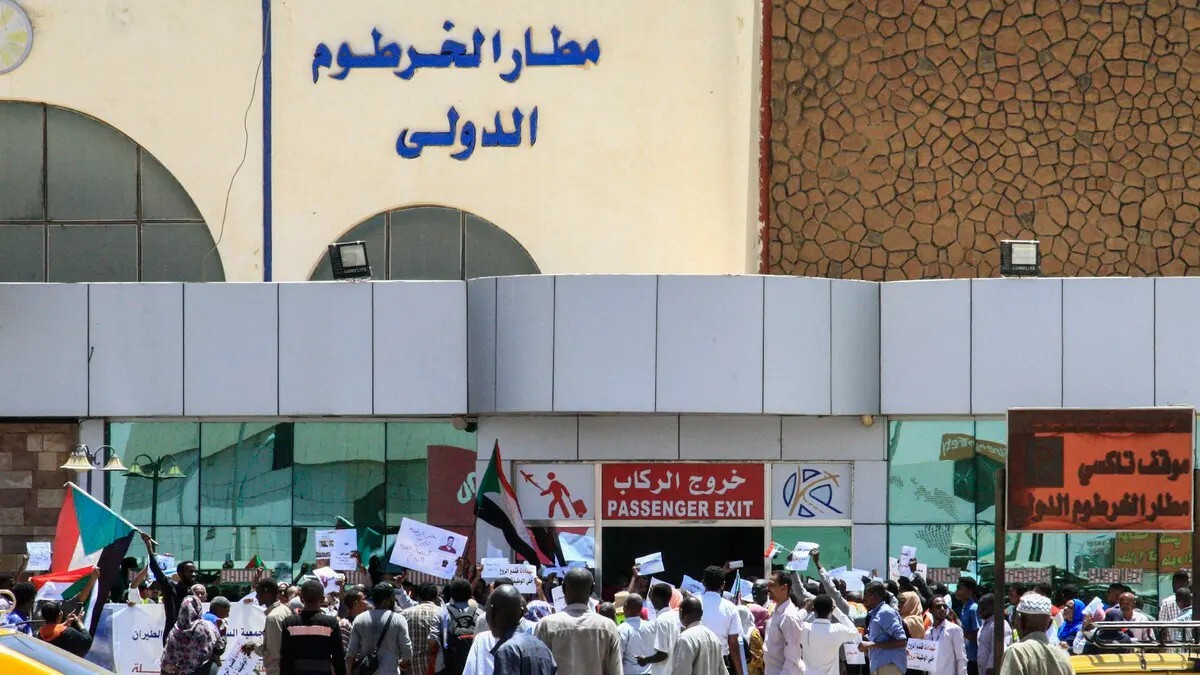 مصر تدين تصعيد الهجمات على السودان وتؤكد دعمها لجهود السلام