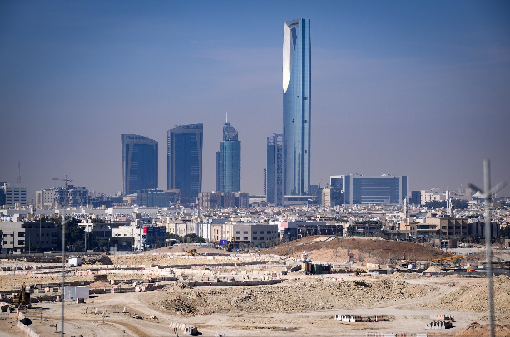 مؤشر مديري المشتريات في السعودية يظهر نموا رغم التوترات الإقليمية