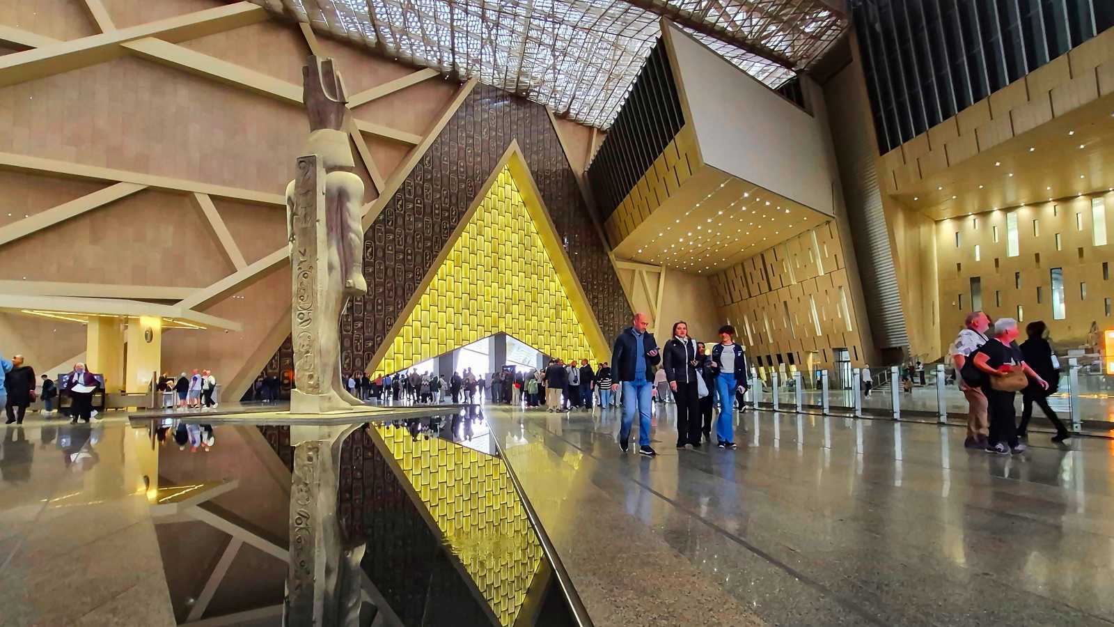 المتحف المصري الكبير يتحول الى نموذج بيئي مستدام بدعم من اليابان