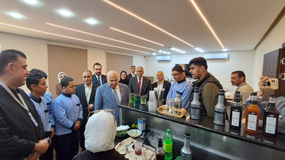 وزير العمل في الاردن يؤكد على أهمية تأهيل الكوادر المهنية في السياحة والضيافة