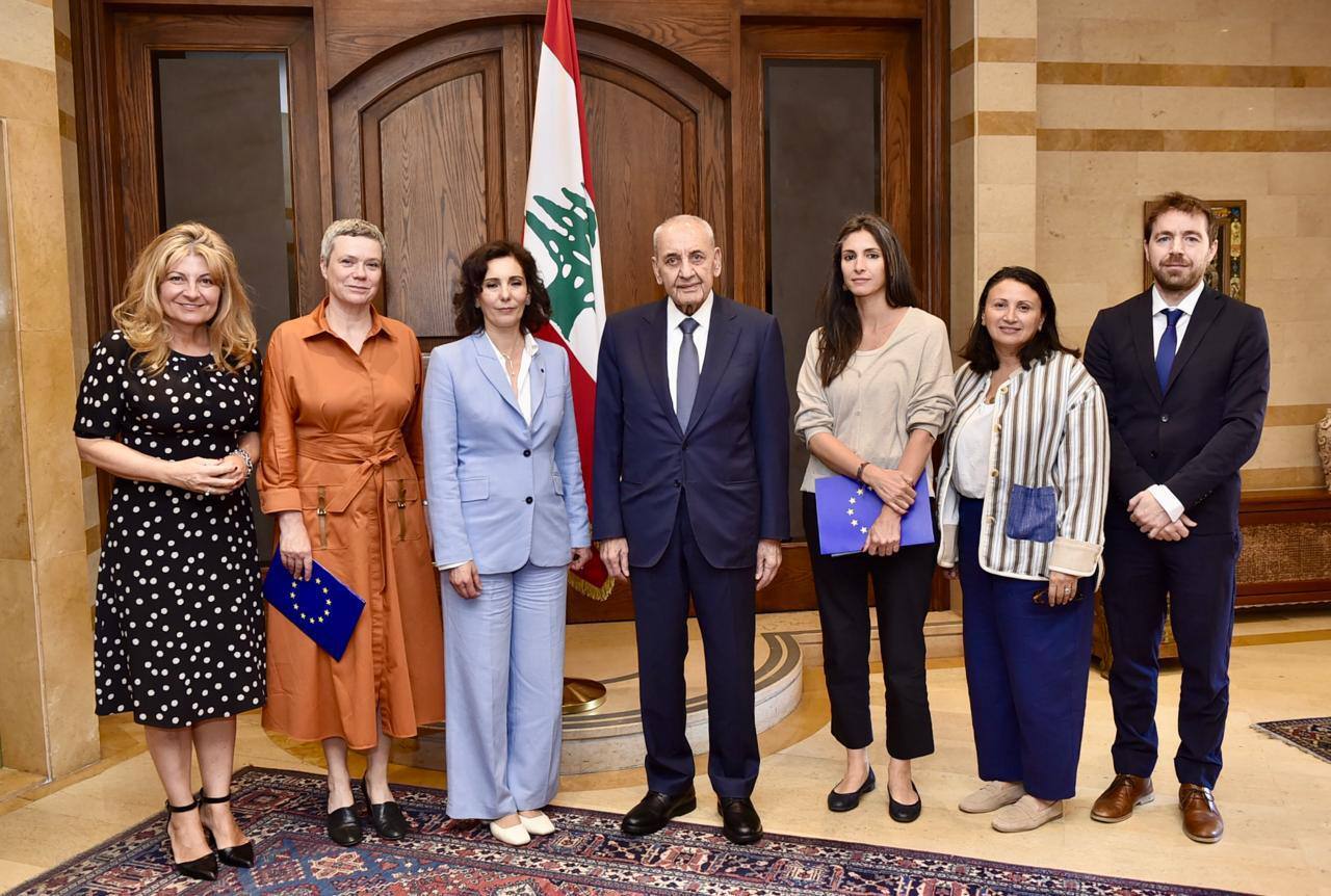 بري يبحث تداعيات الاعتداءات الإسرائيلية وملف النازحين مع وفد أوروبي
