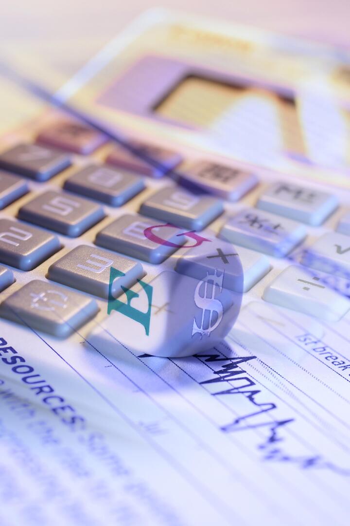 تراجع قياسي في ثقة المستهلكين في امريكا مع استمرار الضغوط الاقتصادية