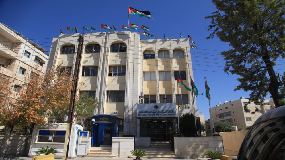 وزير الأوقاف يؤكد محاسبة شركات الحج والعمرة المتورطة بالنصب في الاردن